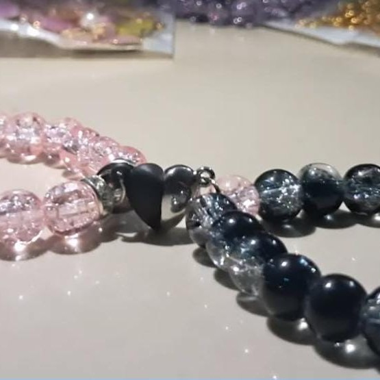 Magnet Heart Crackles Bracelet